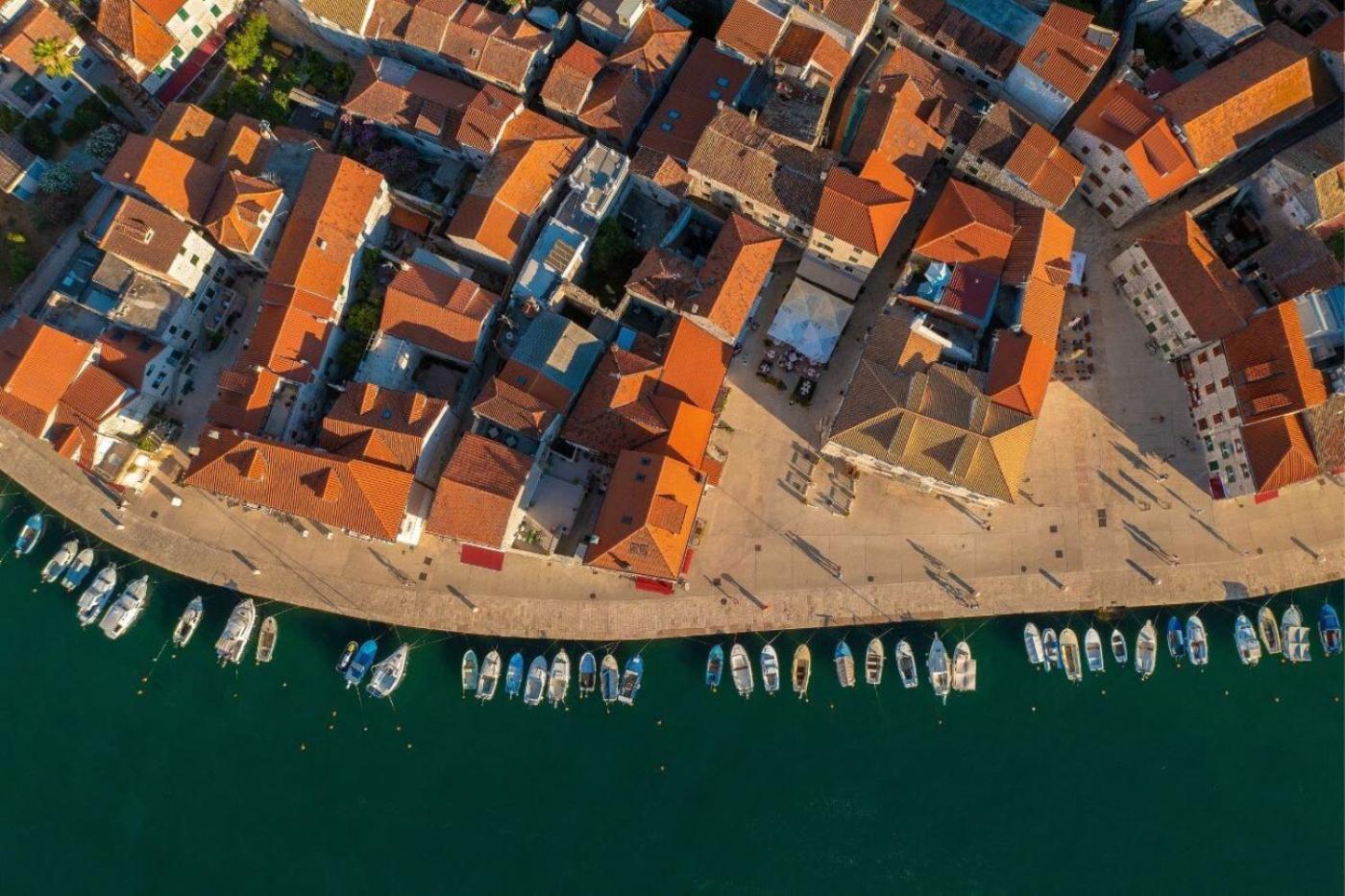 Lili Sunset Apartman Stari Grad  Kültér fotó