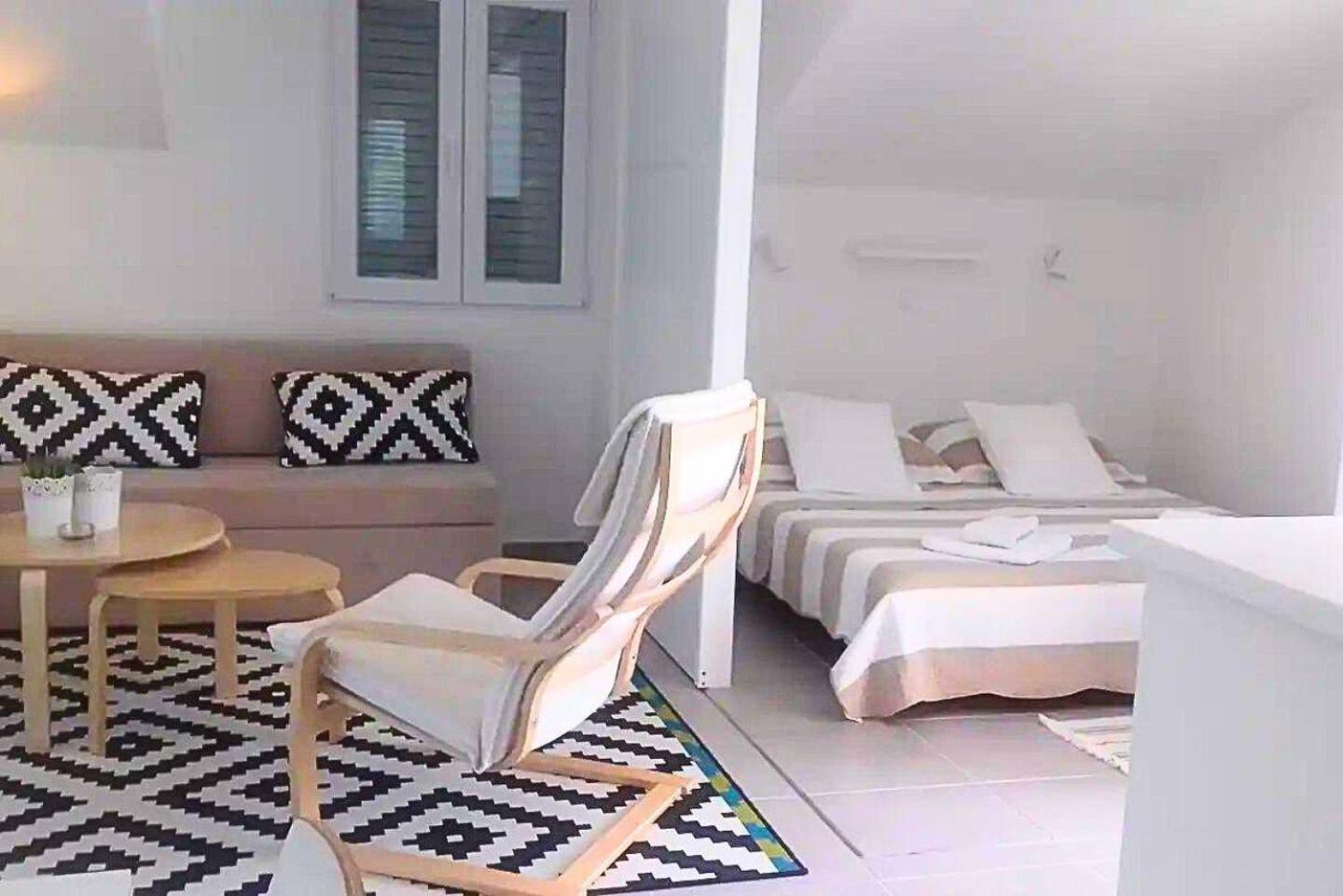 Lili Sunset Apartman Stari Grad  Kültér fotó