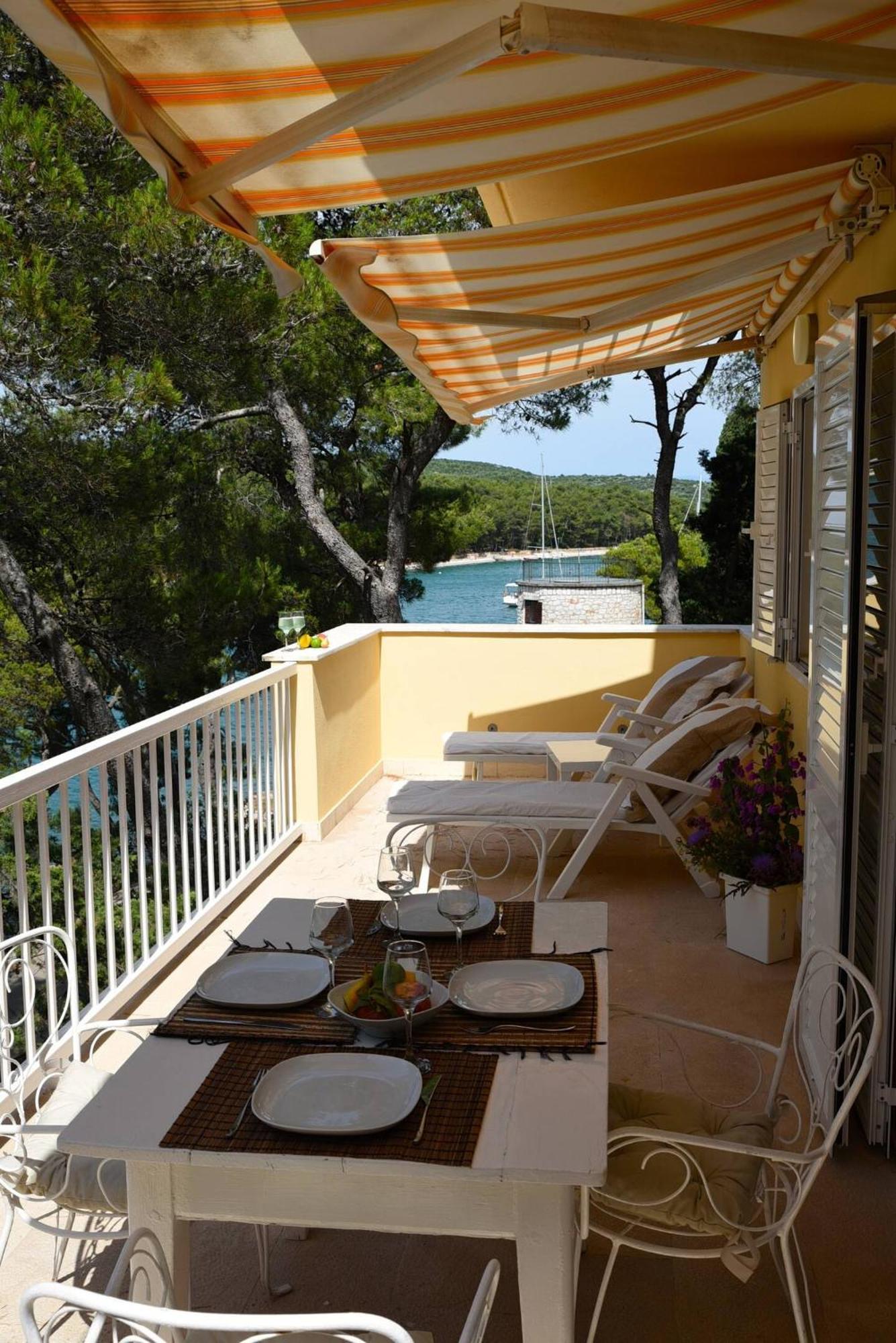 Lili Sunset Apartman Stari Grad  Kültér fotó